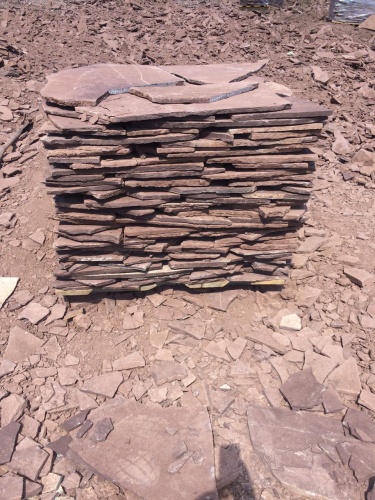 Плитняк лемезит бордовый для цоколя 1,5-2 см купить в Иваново