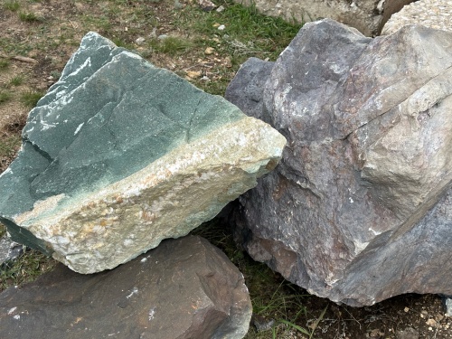 Камни для ландшафтного дизайна зелёные 10-60 килограмм купить в Иваново