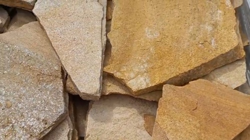 Плитняк златолит жёлтый для цоколя купить в Иваново