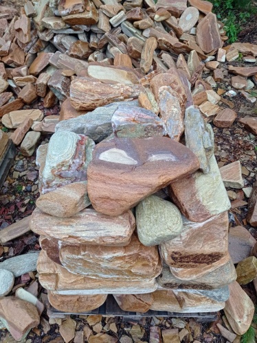 Златолит жёлтый, жёлто-зелёный глыбки и валуны для ланшафтного дизайна купить в Иваново