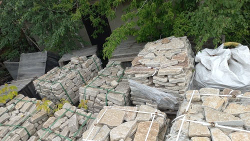 Гранитный плитняк галтованный для мощения купить в Иваново