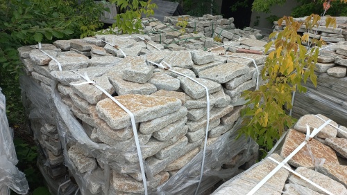 Гранитный плитняк галтованный для парковки купить в Иваново