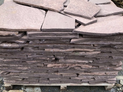 Плитняк лемезит бордовый для облицовки цоколя 20-25 мм  купить в Иваново