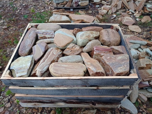 Златолит жёлтый, жёлто-зелёный глыбки и валуны для ланшафтного дизайна купить в Иваново