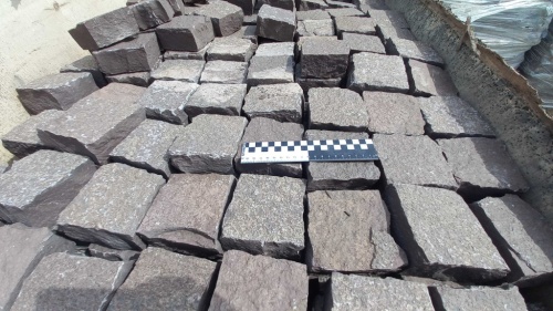 Лемезит колотая брусчатка 10 * 10 см. для парковки купить в Иваново